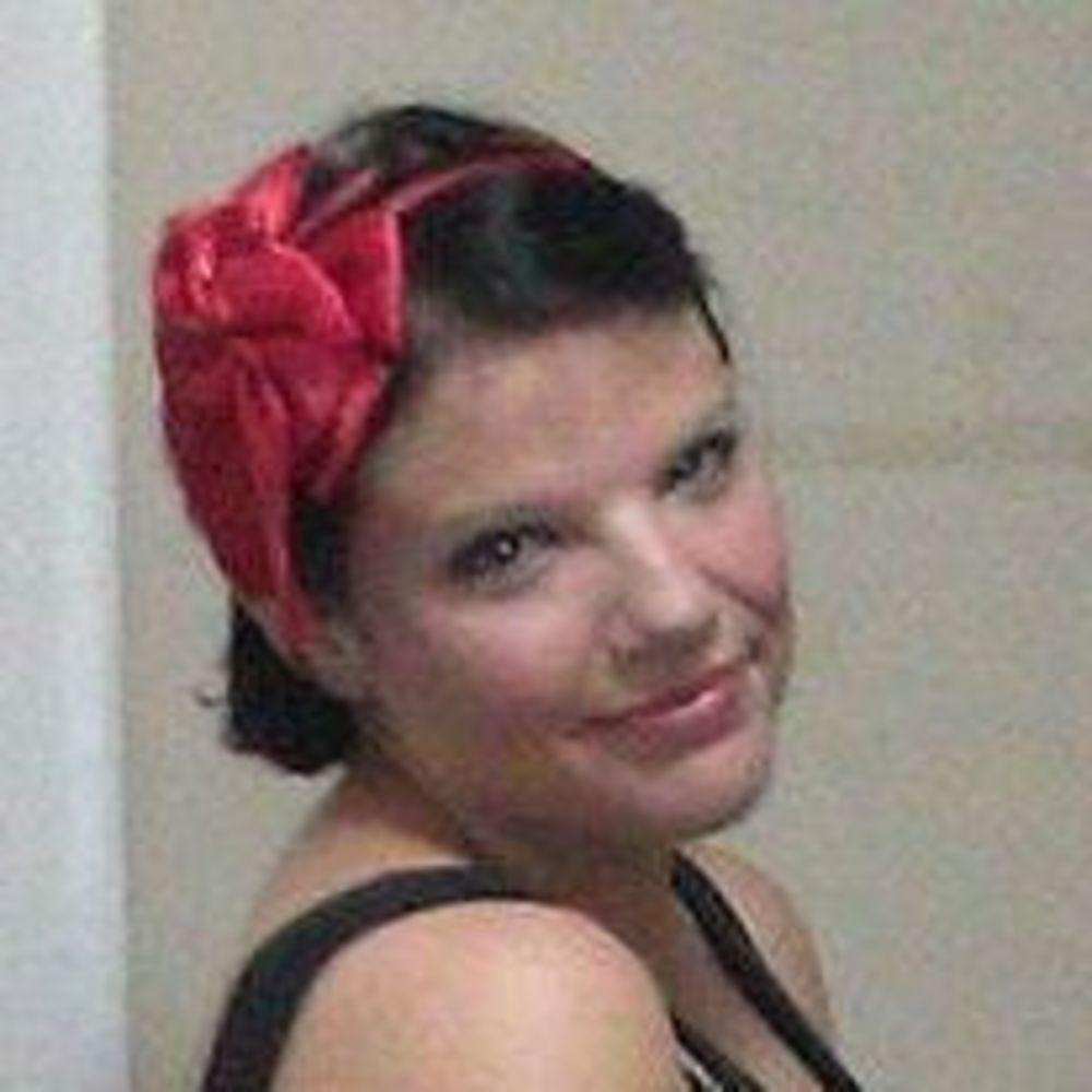 Meet your Posher, Tiffany